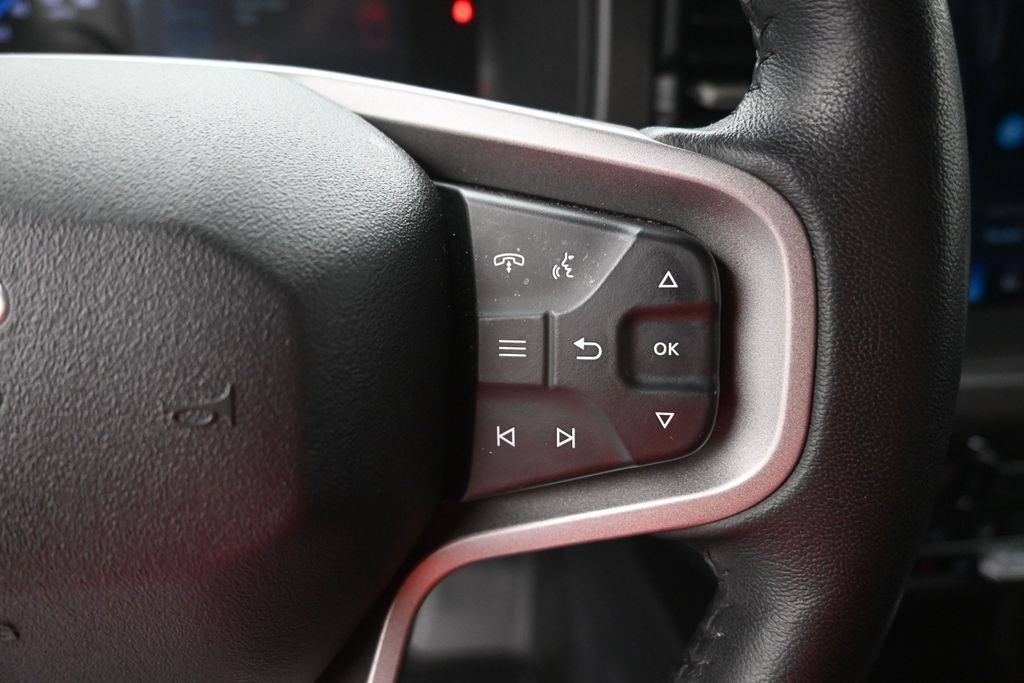 Used 2024 Ford Bronco Big Bend AWD/4WD image 2