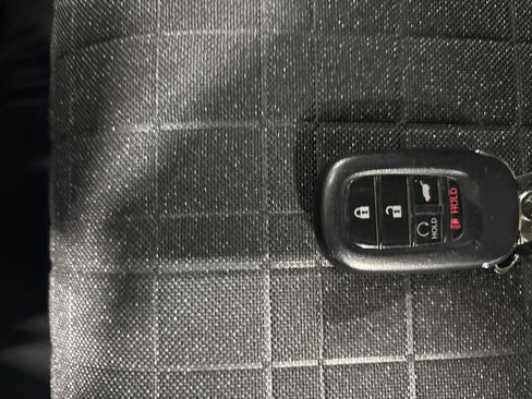 Used 2023 Honda HR-V Sport image 30