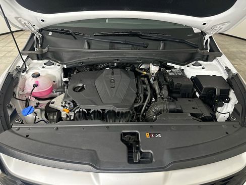 Used 2025 Kia Sportage LX image 31