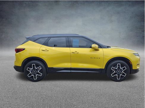 Used 2023 Chevrolet Blazer RS FWD image 6