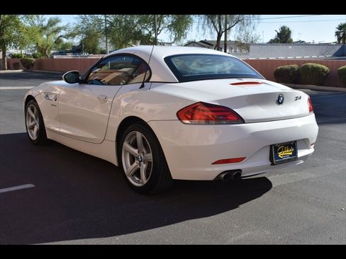 Used 2016 BMW Z4 sDrive28i RWD image 10