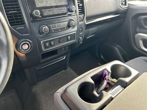 Used 2022 Nissan Titan SV RWD image 26
