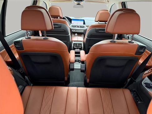 Used 2020 BMW X7 xDrive40i w/ Premium Package AWD/4WD image 51