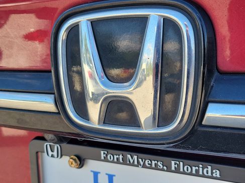 Used 2022 Honda Odyssey Touring image 11