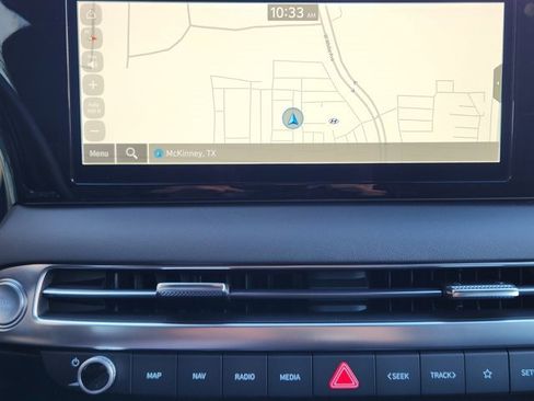 Used 2025 Hyundai Palisade Calligraphy image 16