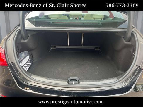 Used 2025 Mercedes-Benz C 300 4MATIC Sedan image 12