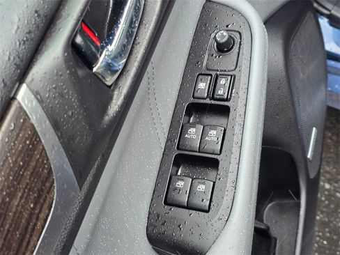 Used 2019 Subaru Legacy 2.5i Limited image 14