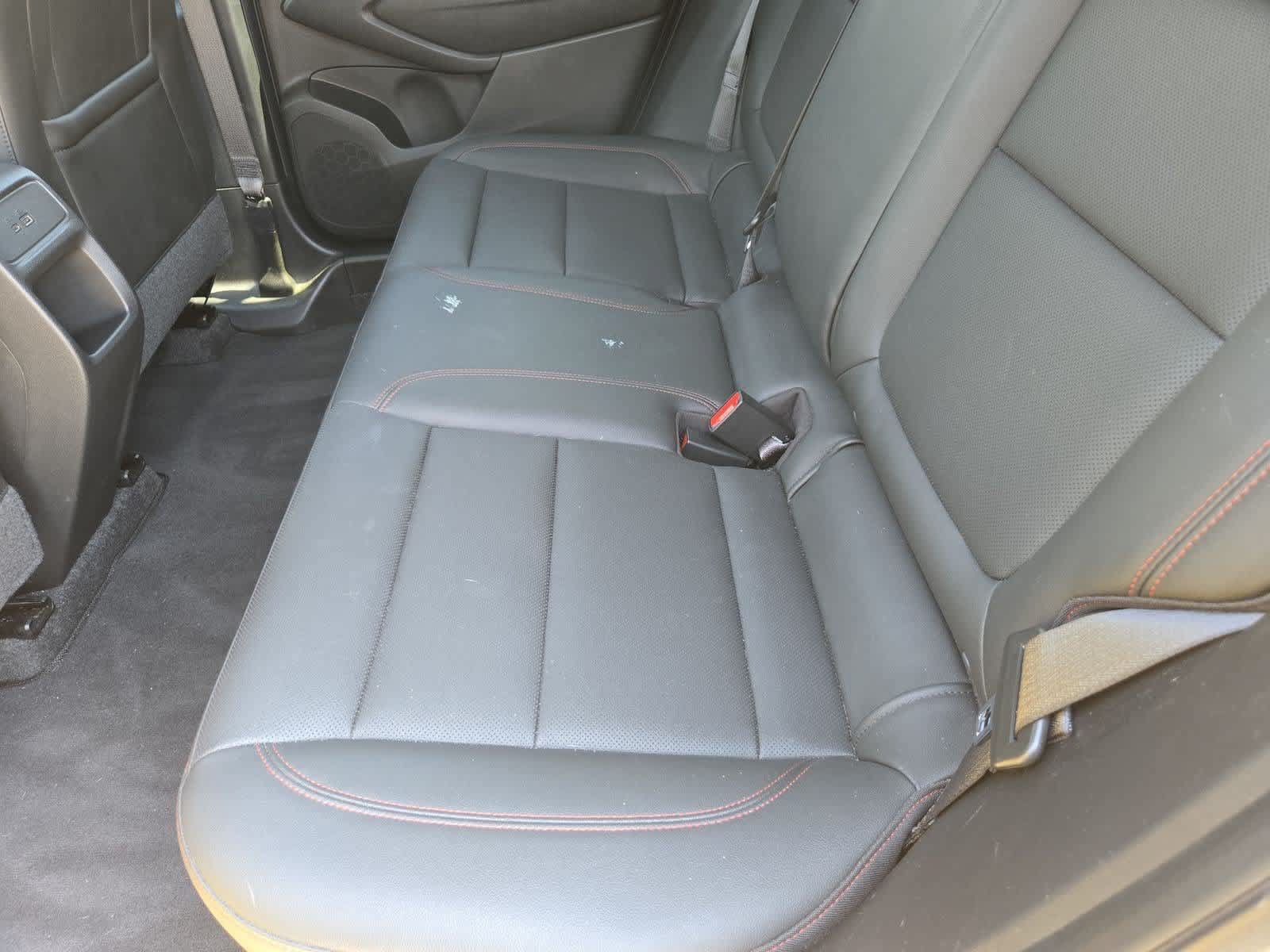 Used 2024 Chevrolet Trax RS w/ Sunroof Package FWD image 18