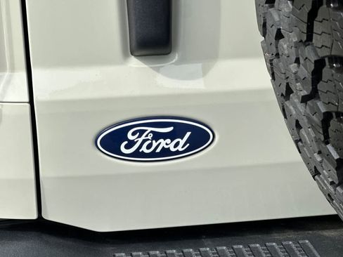 New 2026 Ford Bronco Badlands image 28