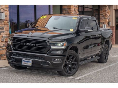 Used 2020 RAM 1500 Sport w/ Night Edition image 7
