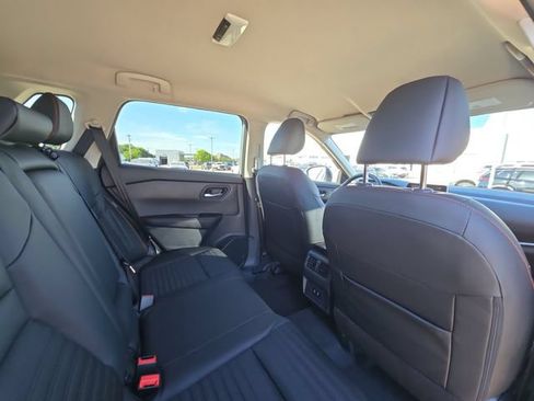 New 2026 Nissan Rogue SV AWD/4WD image 27
