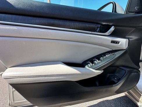 Used 2020 Honda Accord EX-L image 24