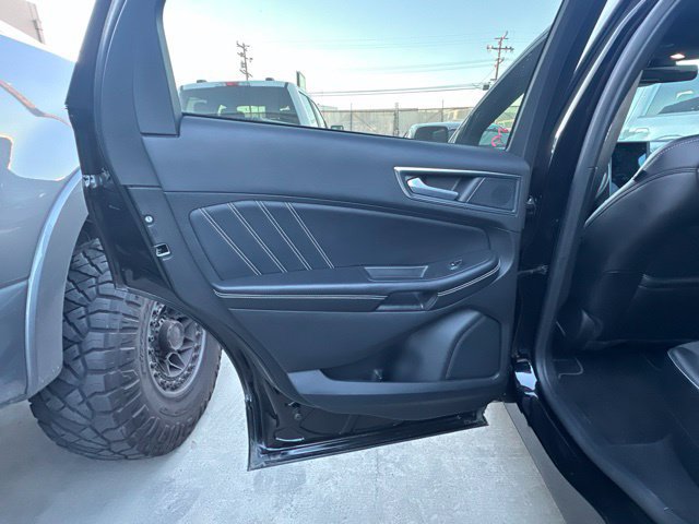 Used 2024 Ford Edge ST w/ Equipment Group 401A AWD/4WD image 8