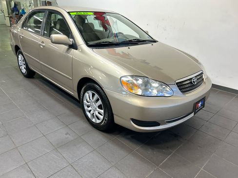 Used 2008 Toyota Corolla LE FWD image 2