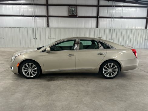 Used 2015 Cadillac XTS Luxury w/ Driver Awareness Package image 2
