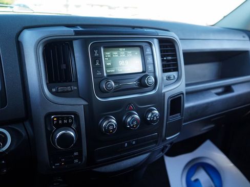 Used 2019 RAM 1500 Express w/ Express Value Package AWD/4WD image 7