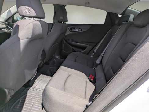 Used 2023 Chevrolet Malibu RS image 11