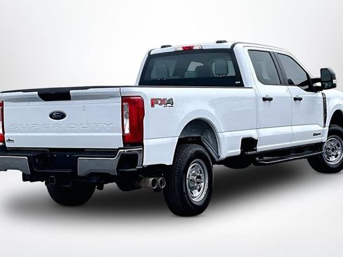 Used 2024 Ford F250 XL w/ FX4 Off-Road Package AWD/4WD image 6