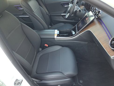Used 2024 Mercedes-Benz C 300 Sedan image 19