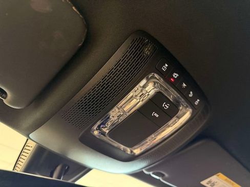 Used 2023 Mercedes-Benz GLA 250 4MATIC image 31