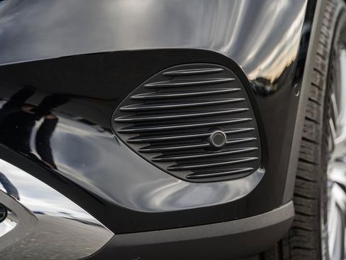 Certified 2024 Mercedes-Benz GLC 300 4MATIC image 16