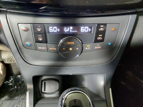 Used 2019 Nissan Sentra SV FWD image 21