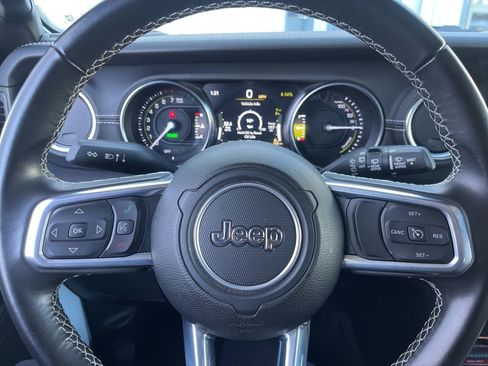 Used 2022 Jeep Wrangler Unlimited Rubicon 4xe image 59