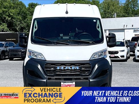 Used 2023 RAM ProMaster 2500 FWD image 2