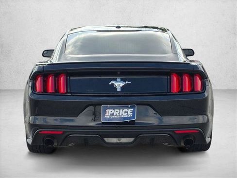 Used 2017 Ford Mustang Premium RWD image 7