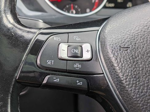 Used 2019 Volkswagen Tiguan SE AWD/4WD image 25