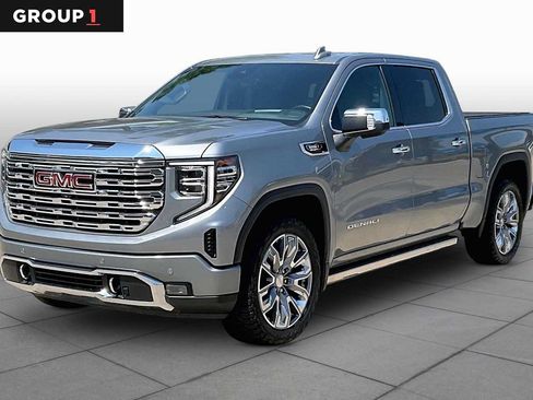 Used 2023 GMC Sierra 1500 Denali w/ Denali Reserve Package AWD/4WD image 1