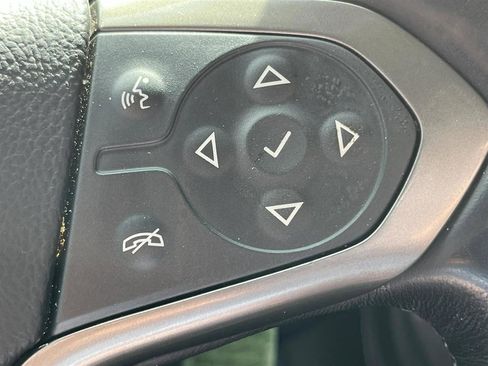 Used 2018 Chevrolet Silverado 1500 High Country image 22