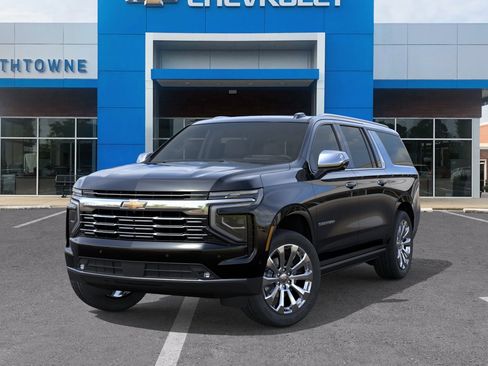 New 2026 Chevrolet Suburban Premier image 30