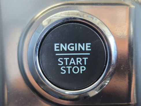 Used 2024 Ford F150 Platinum w/ Equipment Group 703A Plus AWD/4WD image 16