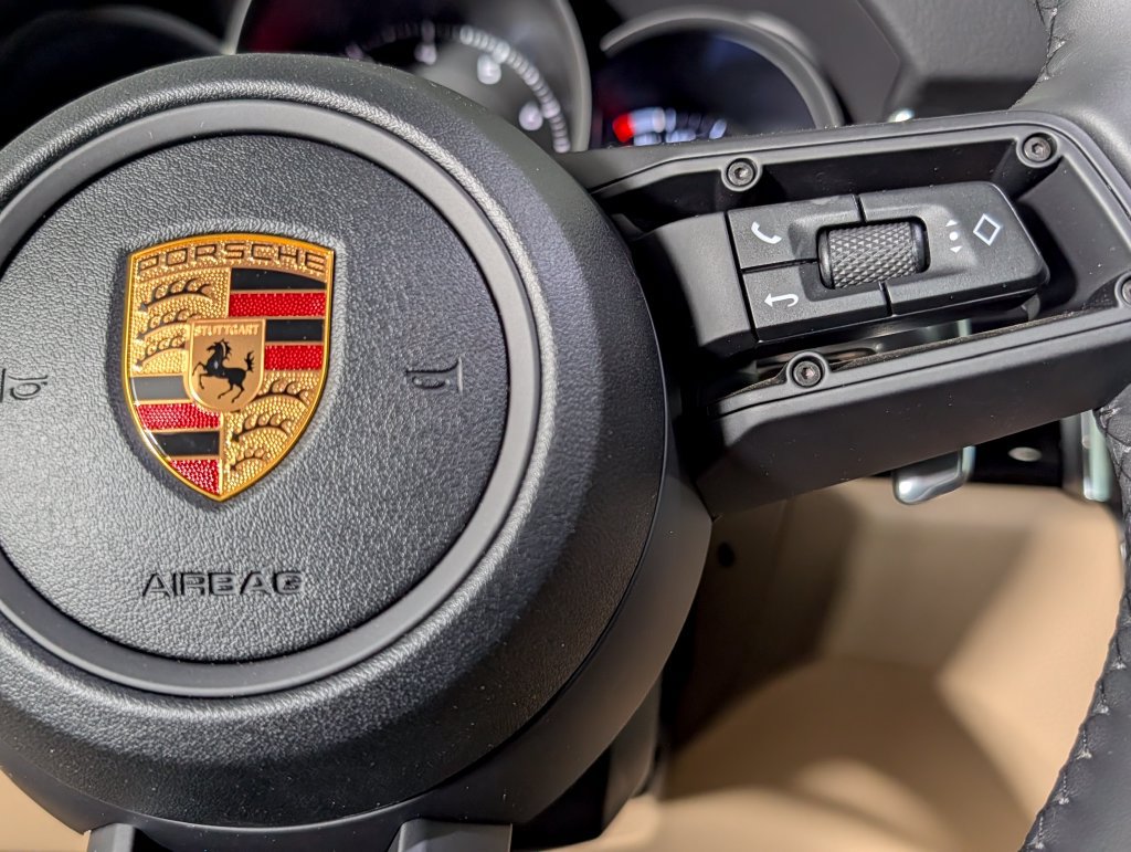 New 2026 Porsche Macan AWD/4WD image 36