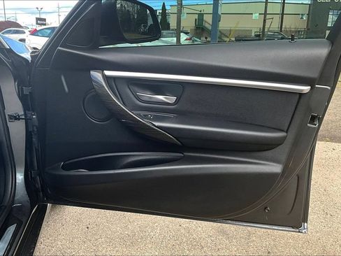 Used 2018 BMW 330i Sedan RWD image 22