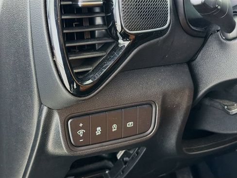 Used 2024 Kia Soul EX w/ Option Group 015 FWD image 10
