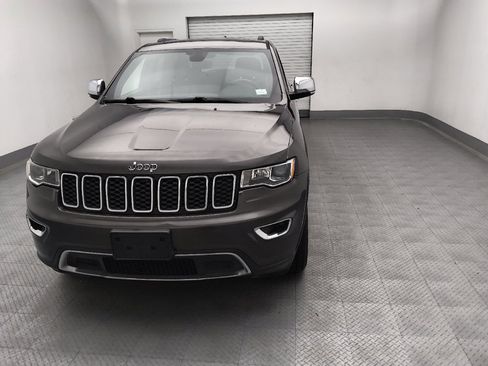 Used 2021 Jeep Grand Cherokee Limited RWD image 15