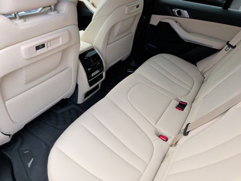 Used 2019 BMW X5 xDrive40i w/ Premium Package 2 image 32