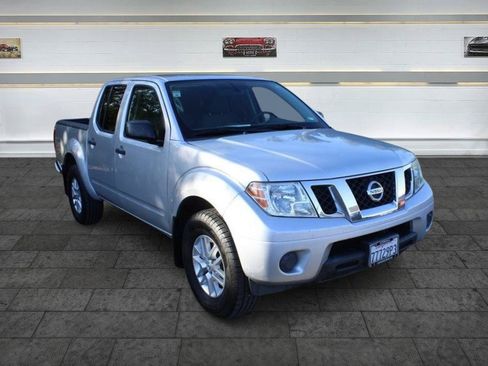 Used 2019 Nissan Frontier SV AWD/4WD image 1