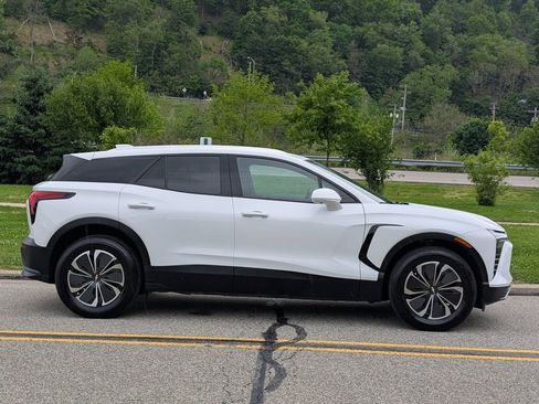 Used 2024 Chevrolet Blazer EV LT AWD/4WD image 6