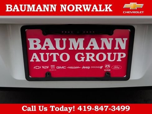 Used 2013 Dodge Challenger SXT RWD image 13