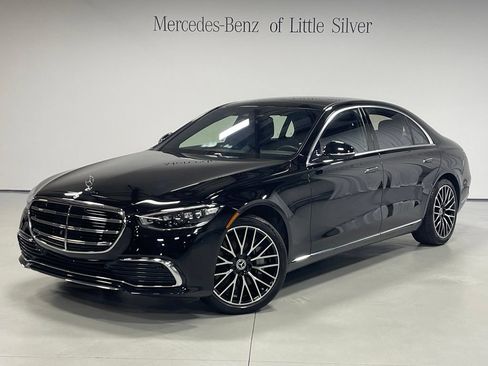 Used 2023 Mercedes-Benz S 500 4MATIC image 1