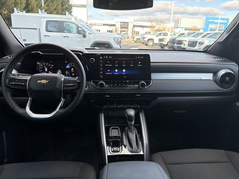 Used 2024 Chevrolet Colorado LT w/ LT Convenience Package II image 28