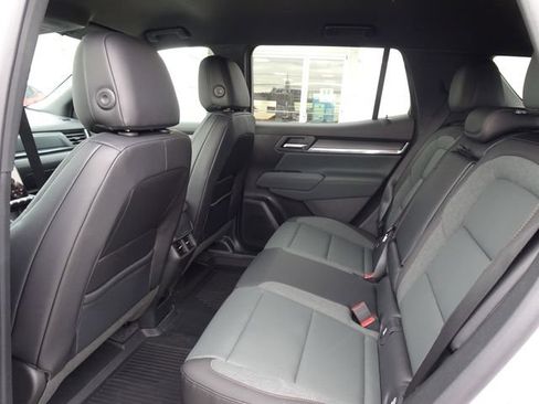 New 2026 GMC Terrain AT4 AWD/4WD image 16