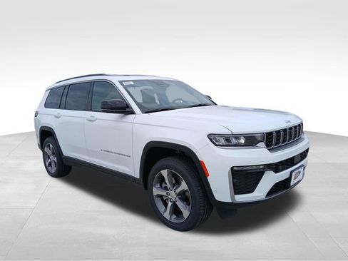 New 2026 Jeep Grand Cherokee L Limited AWD/4WD image 7