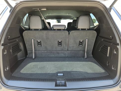 Certified 2026 Buick Enclave Sport Touring FWD image 24