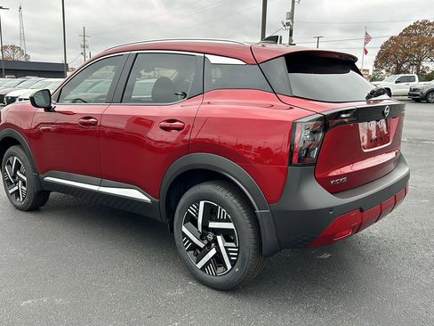 New 2026 Nissan Kicks SV w/ Charging Package image 4