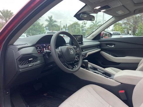 Used 2024 Honda Accord EX image 13