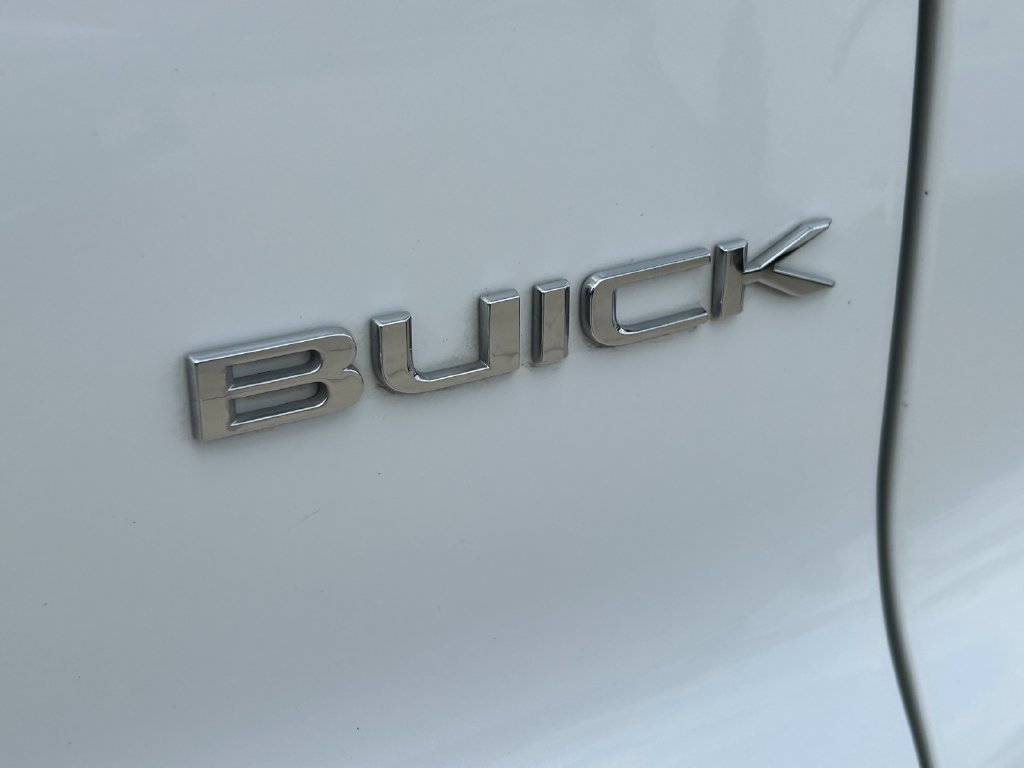 Used 2025 Buick Enclave Preferred FWD image 13